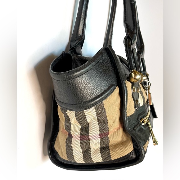Burberry Manor Satchel Nova Check Black Leather Trim Tote Bag Authentic - Picture 3 of 16